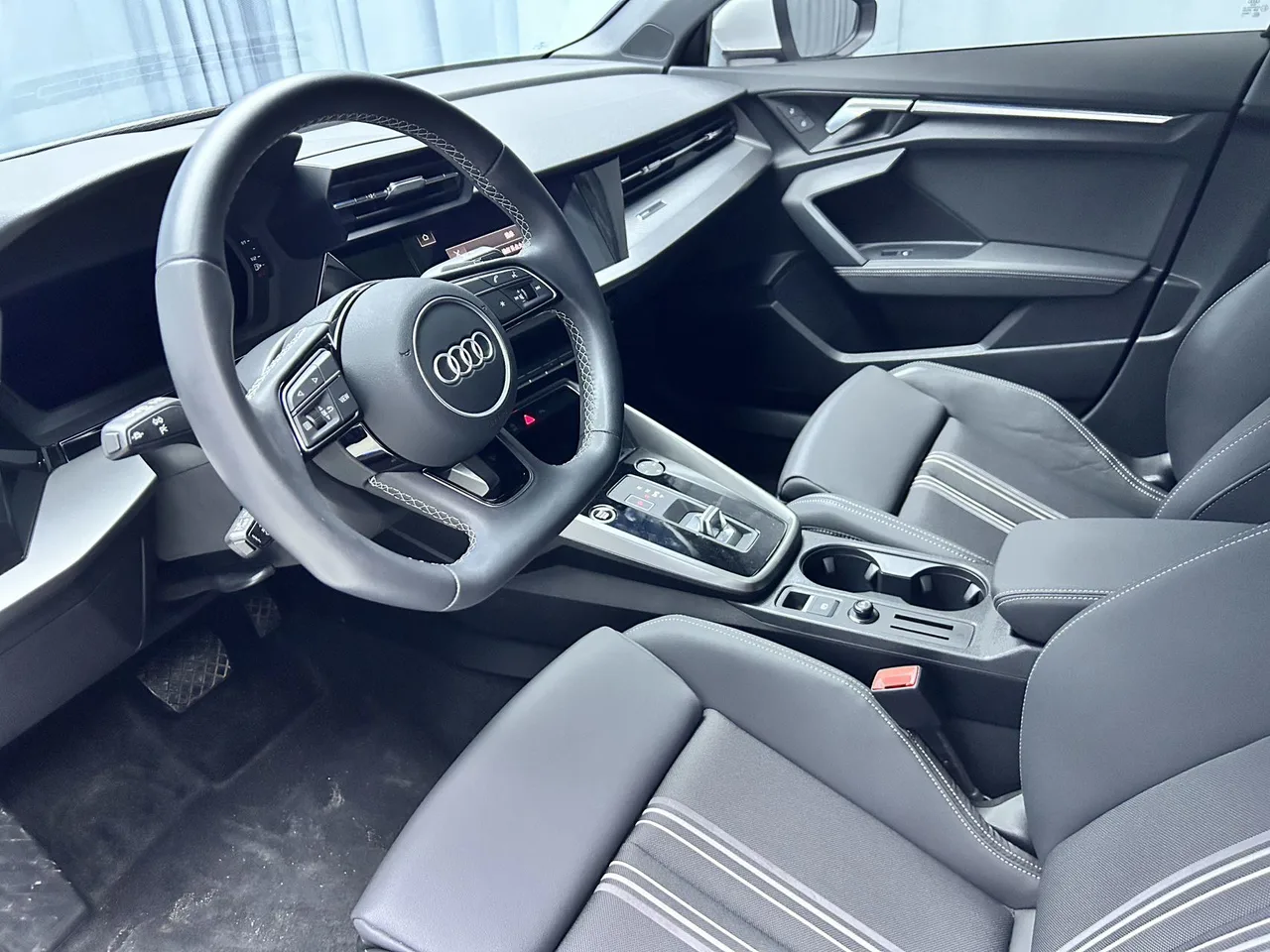 2023款 奥迪 A3L Limousine 35TFSl时尚运动型