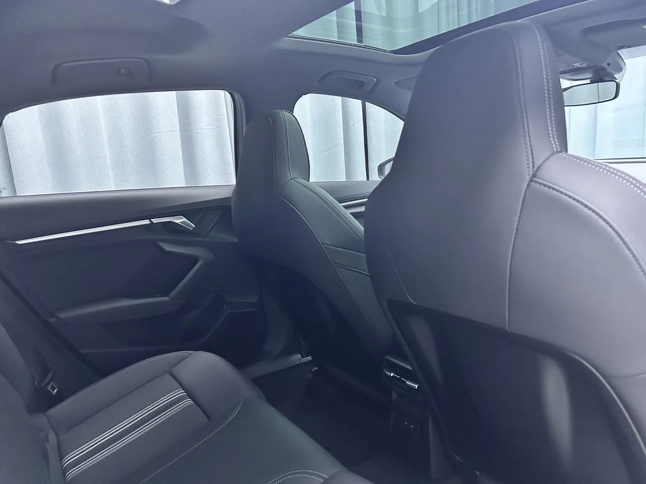 2023款 奥迪 A3L Limousine 35TFSl时尚运动型