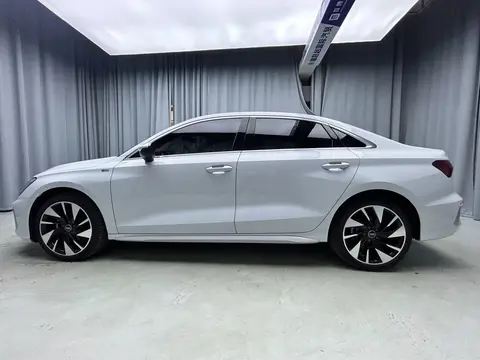 2023款 奥迪 A3L Limousine 35TFSl时尚运动型
