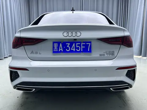 2023款 奥迪 A3L Limousine 35TFSl时尚运动型