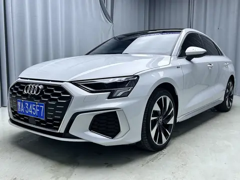 2023款 奥迪 A3L Limousine 35TFSl时尚运动型