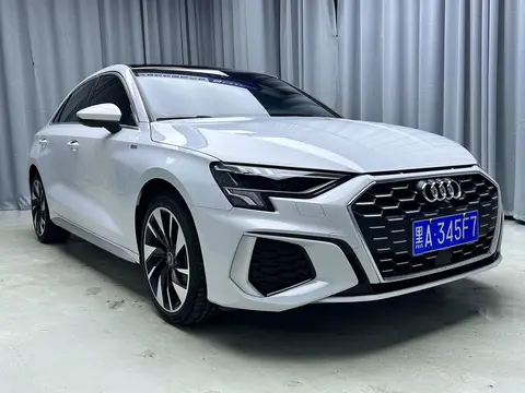 2023款 奥迪 A3L Limousine 35TFSl时尚运动型