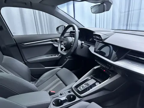 2023款 奥迪 A3L Limousine 35TFSl时尚运动型