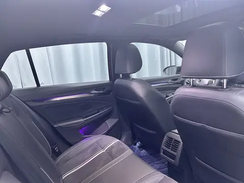 2023款 高尔夫 DSG 280 R-Line lite