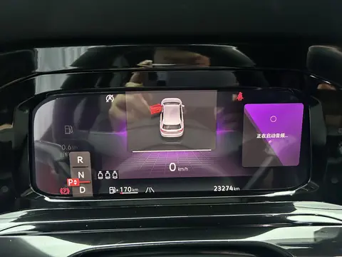 2023款 高尔夫 DSG 280 R-Line lite