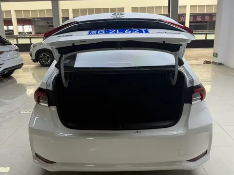 Toyota Corolla 2023 модельного года, 1,5 л, версия «Элит»