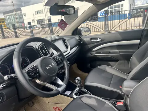 2021款 起亚 奕跑 CVT 趣享 天窗版