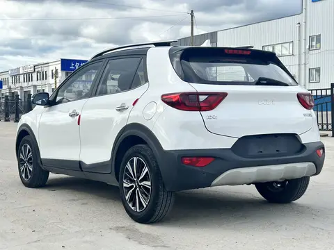 2021款 起亚 奕跑 CVT 趣享 天窗版