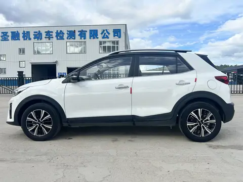 2021款 起亚 奕跑 CVT 趣享 天窗版