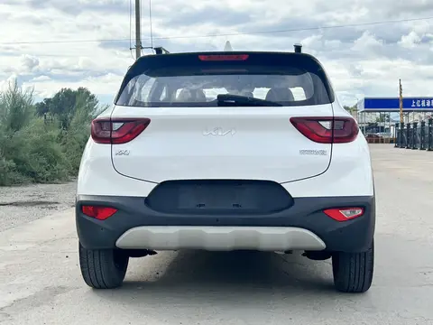 2021款 起亚 奕跑 CVT 趣享 天窗版