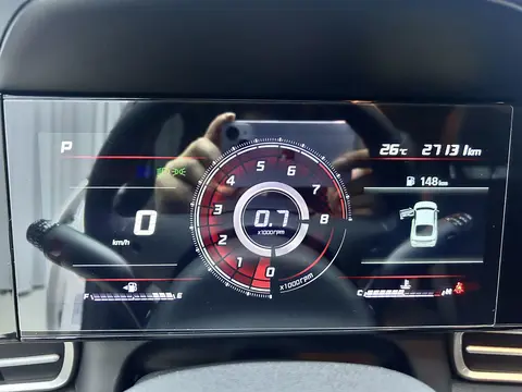 2022款 现代 伊兰特 尊贵版