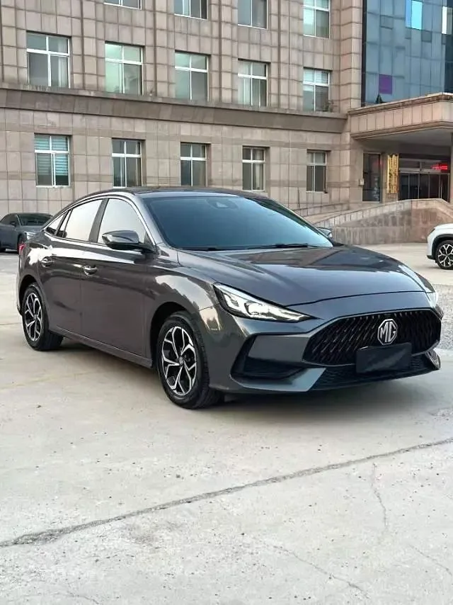 MG5 2022 модельного года, 180DVVT CVT, версия «Youth Flagship»