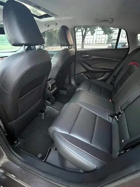 MG5 2022 модельного года, 180DVVT CVT, версия «Youth Flagship»