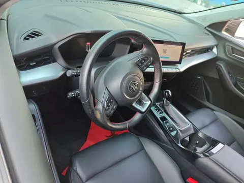 MG5 2022 модельного года, 180DVVT CVT, версия «Youth Flagship»