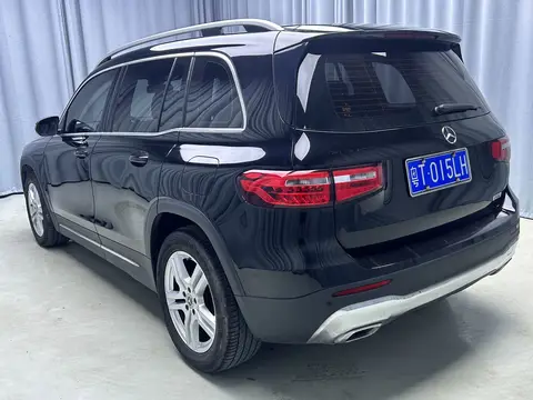 2021款 奔驰 GLB180 动感型