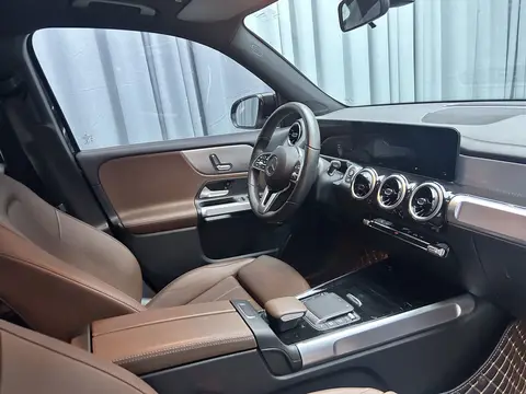 2021款 奔驰 GLB180 动感型