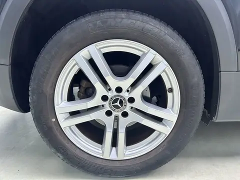 2021款 奔驰 GLB180 动感型