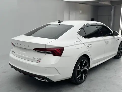 2021款 斯柯达 明锐 PRO 280T 尊享版