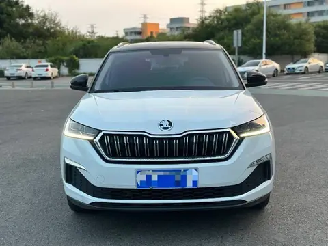 Skoda Kamiq 2023 модельного года, обновленная версия, GT с АКПП, версия «Zhenxiang»