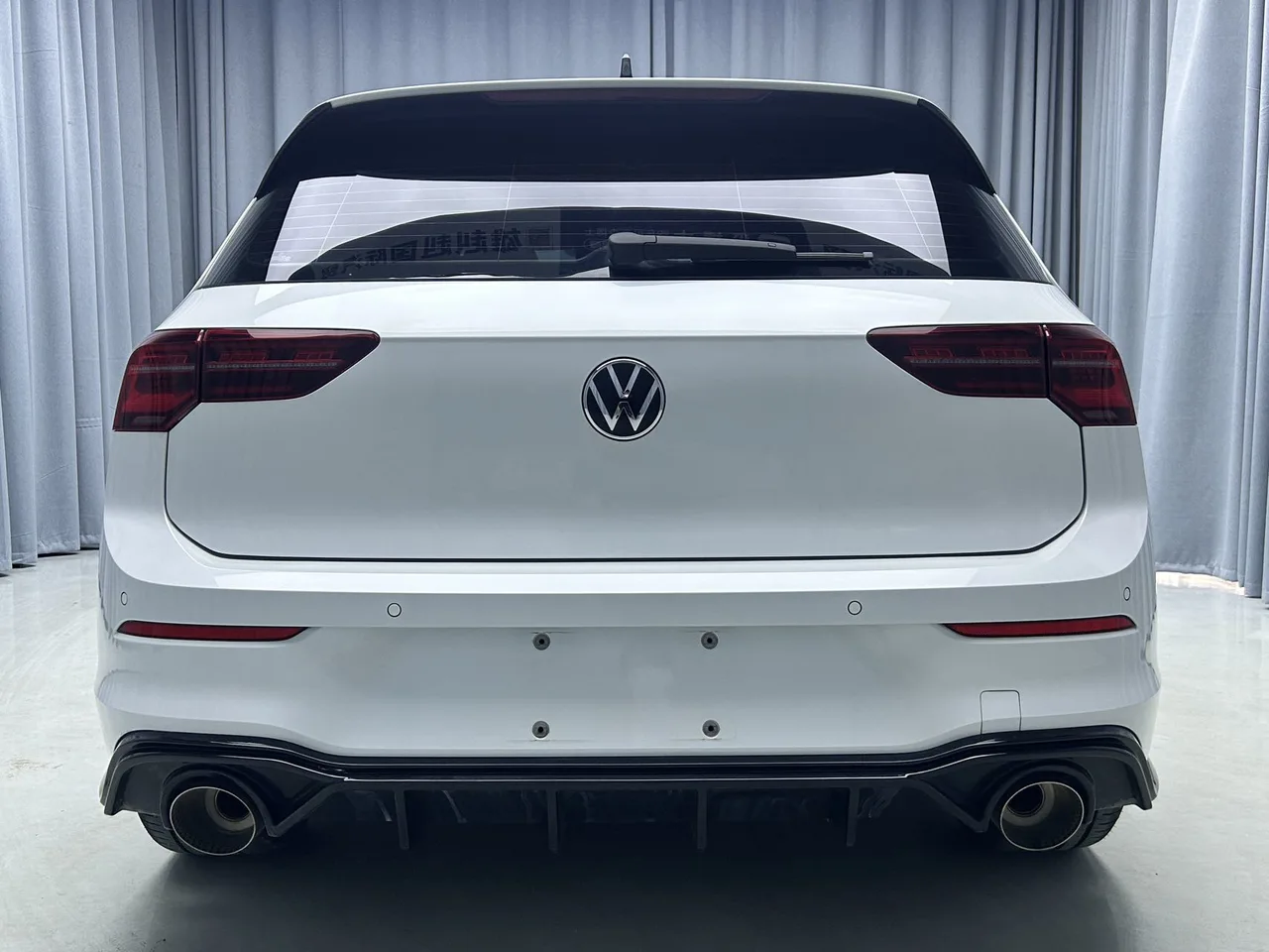 Golf 2023 модельного года с коробкой передач DSG 280 R-Line Lite