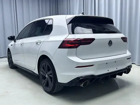 Golf 2023 модельного года с коробкой передач DSG 280 R-Line Lite