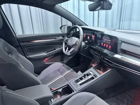 Golf 2023 модельного года с коробкой передач DSG 280 R-Line Lite