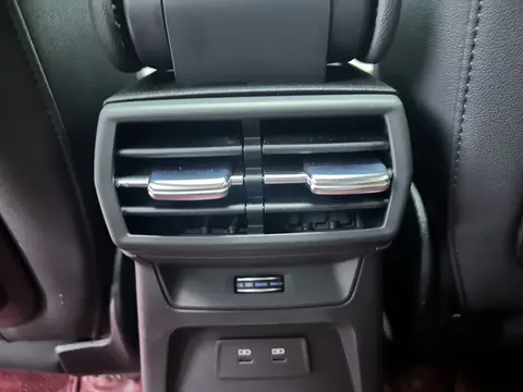 2023款 奥迪 A3L Limousine 35TFSl豪华运动型
