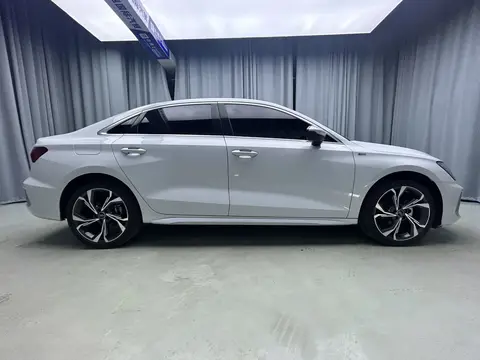 2023款 奥迪 A3L Limousine 35TFSl豪华运动型