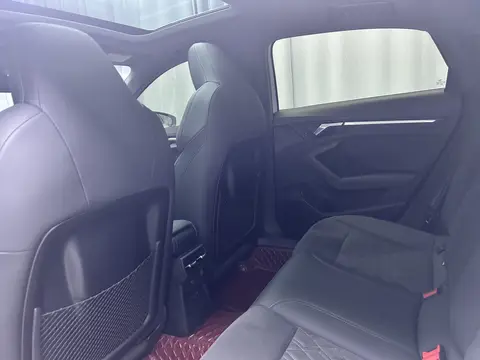 2023款 奥迪 A3L Limousine 35TFSl豪华运动型