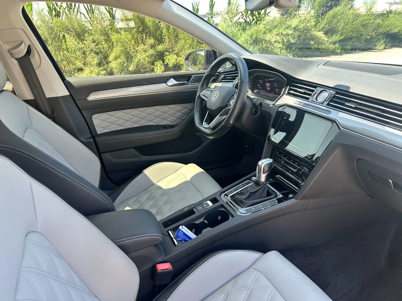 2023款 迈腾 200万辆纪念版280TSi DSG 领先版