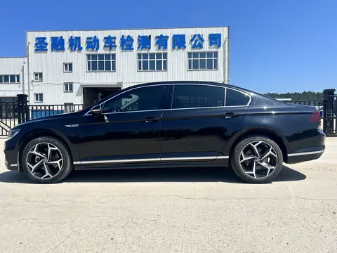 2023款 迈腾 200万辆纪念版280TSi DSG 领先版