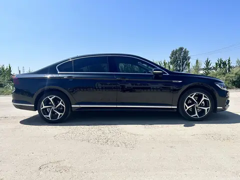 2023款 迈腾 200万辆纪念版280TSi DSG 领先版