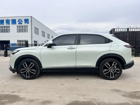 Honda Vezel 2023 модельного года, 1,5 л, CTV, версия «Люкс»