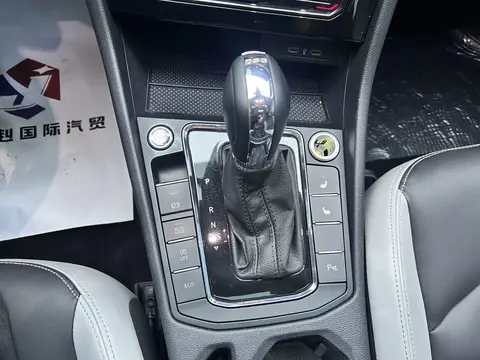 2023款 大众 宝来 280DSG 尊行版