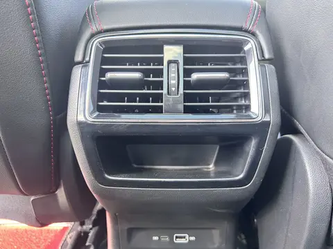 Skoda Koloq 2023 года, версия «Premium»