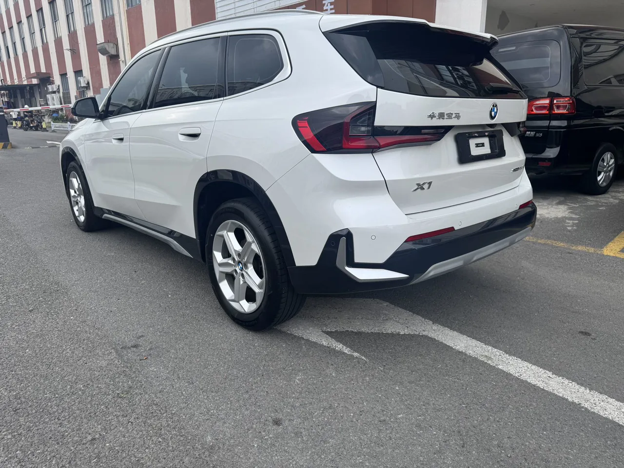 2023款 宝马 X1 sDrive20Li X设计