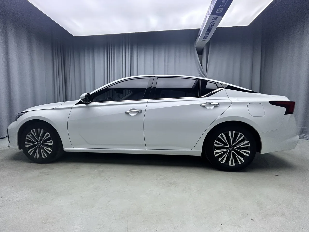 2022款 日产 天籁 2.0L XL-Upr 优享版