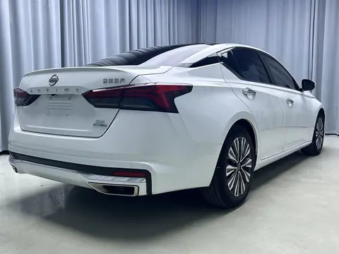 2022款 日产 天籁 2.0L XL-Upr 优享版